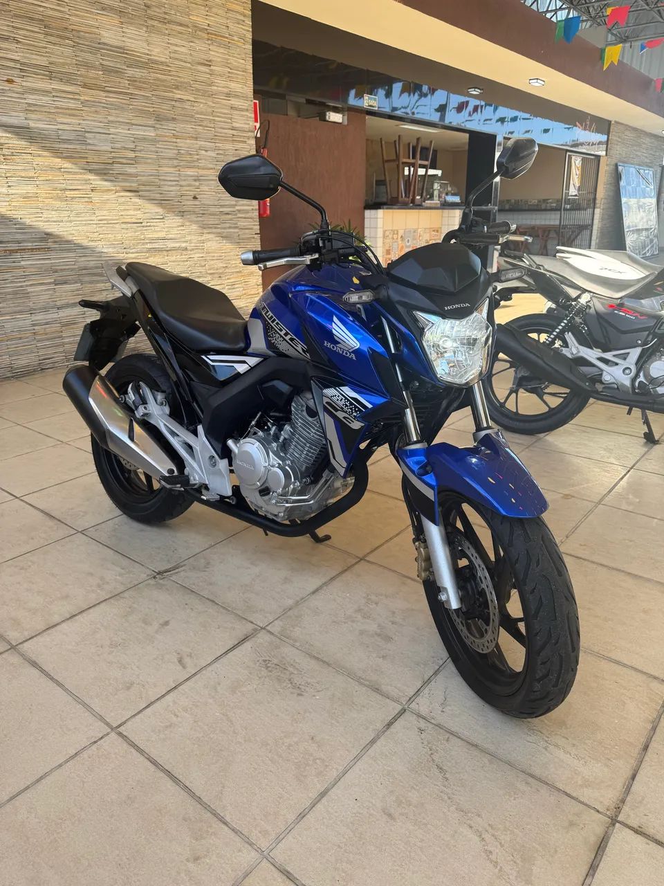 CB Twister 250 2021