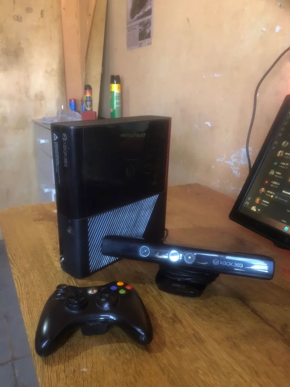 Xbox 360 com um controle e kinnect  - Foto 5