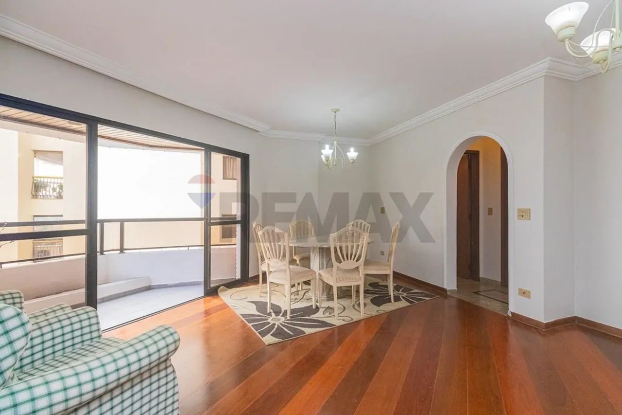 Apartamento com 3 quartos, 1 suíte, varanda e 2 vagas no Campo Belo - Foto 2
