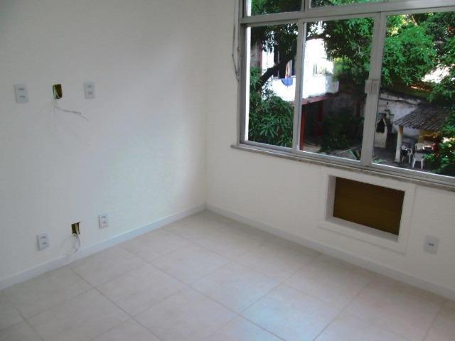 Jardim Guanabara Mangalô Próximo Praia da Bica Vazio 2 Quartos (1 suíte) Vaga JBI27694 - Foto 19