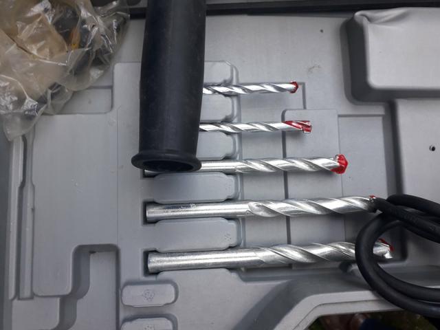 Furadeira de Impacto Bosch 5/8 GPS - Foto 3