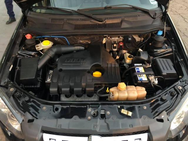 Fiat Strada Fiat Strada CE 1.8 Adventure - Foto 8