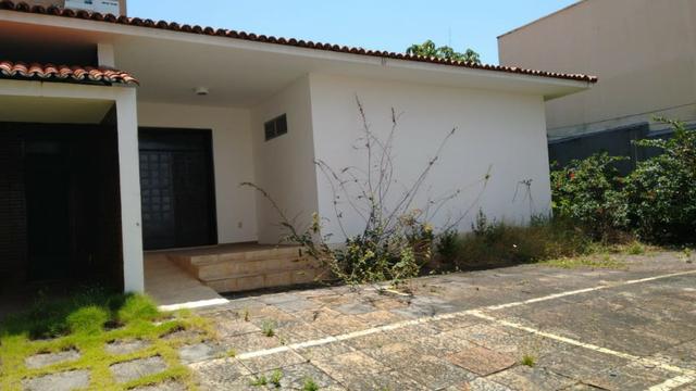 Casa próximo ao Hospital São Carlos - Foto 2
