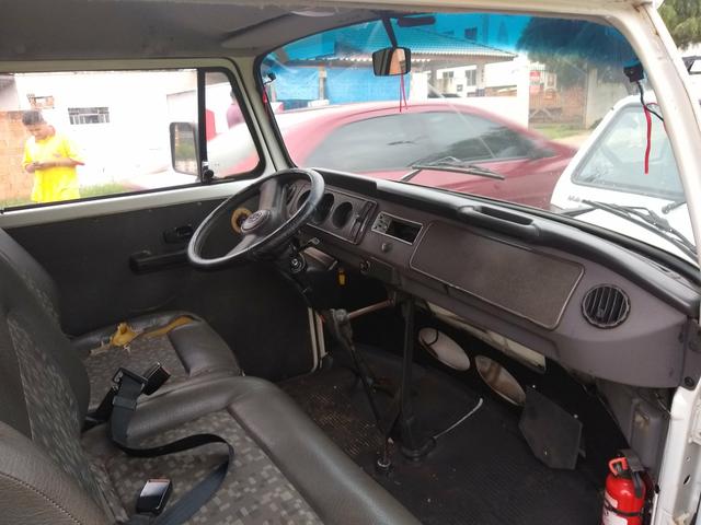 Vendo ou troco kombi - Foto 5