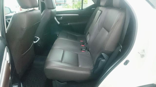 Toyota Sw4 Srx 2.8 4x4 Auto Diesel 2016/2017 7 lugares - Foto 9