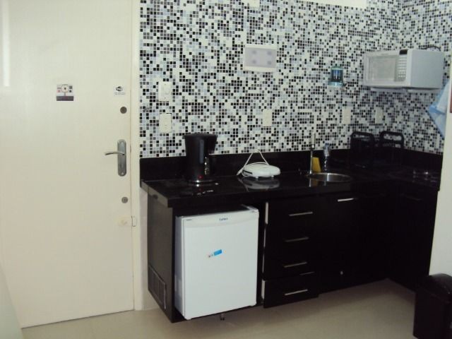 Apt quadra da praia 613