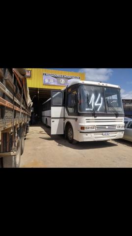 Vende se ônibus rodoviário Scania