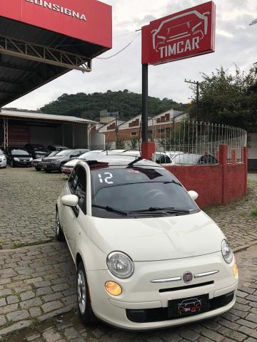 Fiat 500 1.4 Cult com teto solar