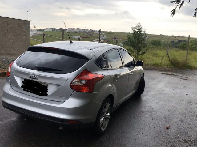 Vendo/Troco Ford Focus 1.6 S 16V Powershift - Flex - 2014 - Foto 4