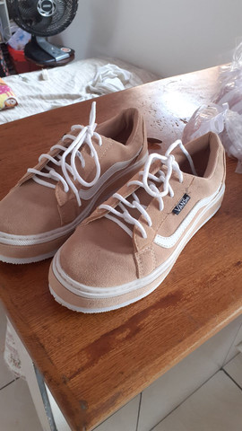 tenis nude vans