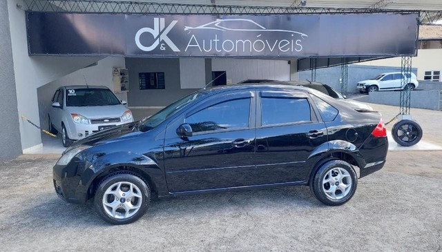 FORD FIESTA SEDAN 1.0 FLEX COMPLETO 2008