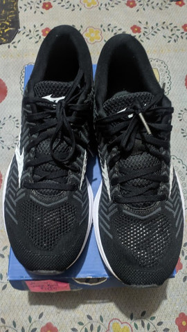 mizuno wave knit r1 e s1