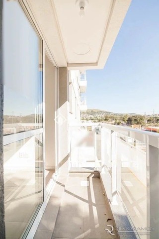 MODERNO E BEM LOCALIZADO! - Foto 2