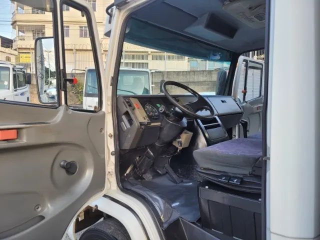 Mercedes Benz 710 PLUS 2007 - Foto 8