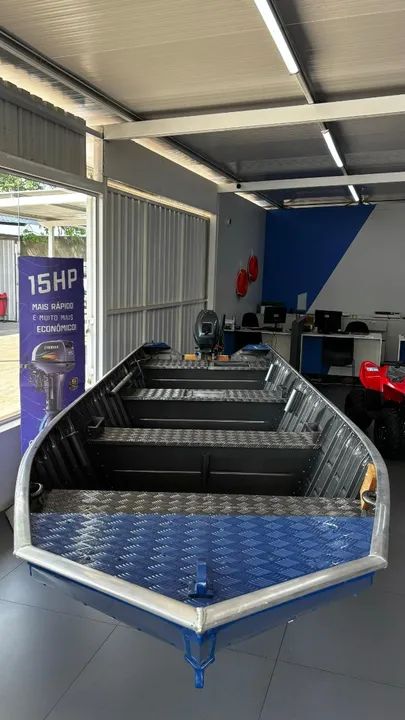 Barco de Pesca 5.5 semi chato Boat Brasil 