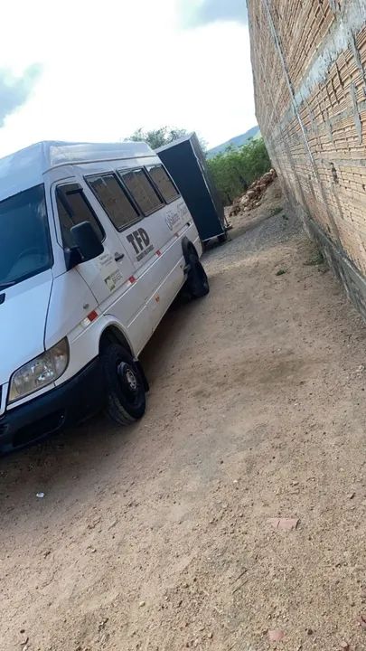 Mercedes Sprinter 2010 (Entrada a partir de 10mil) - Foto 2