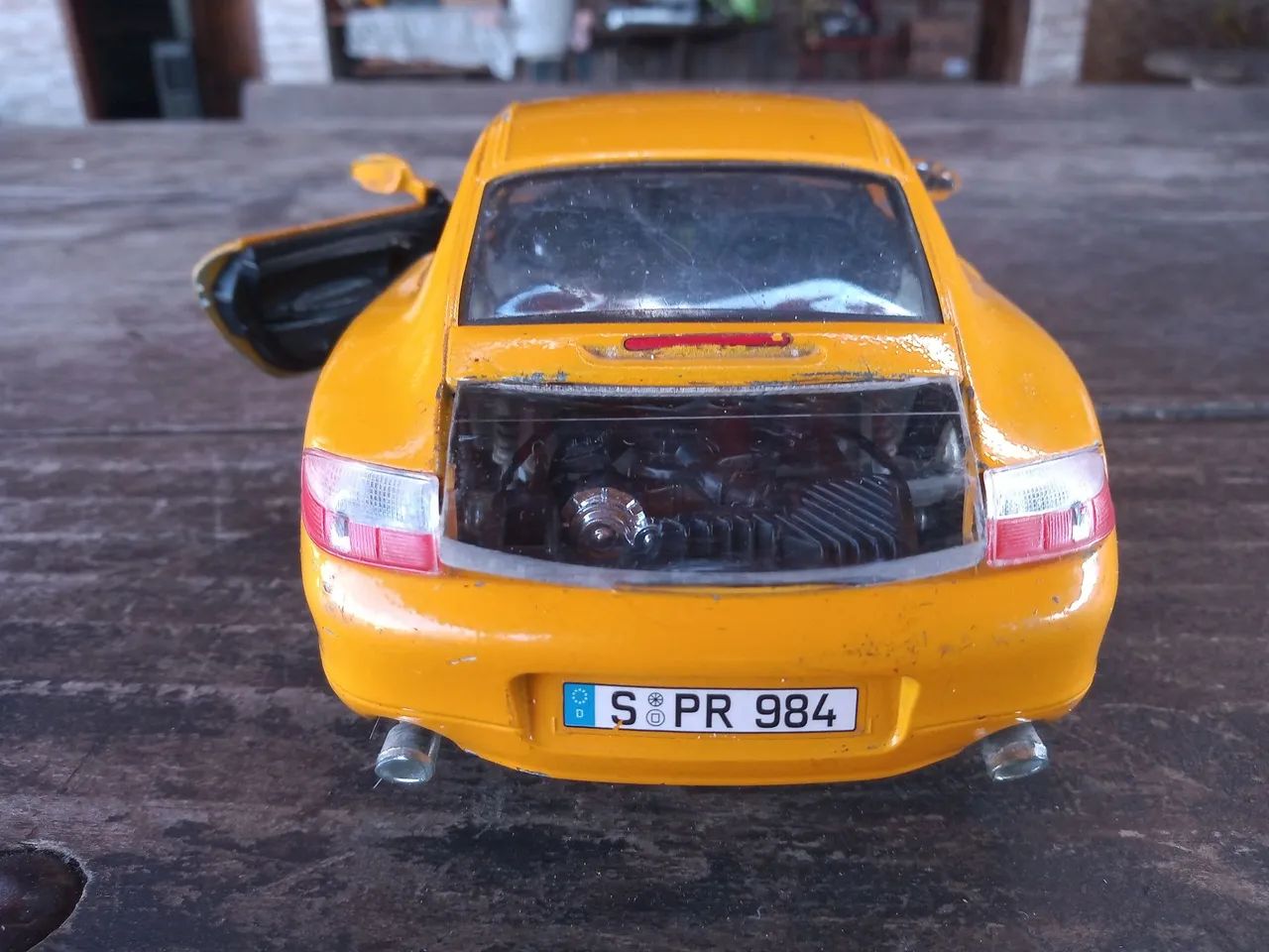 Miniatura Porsche Carrera 1/18  - Foto 3