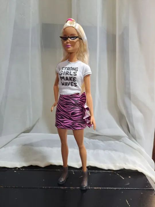 Boneca Barbie Fashionista 148 Barbie Fashionistas 148 DoRéMi