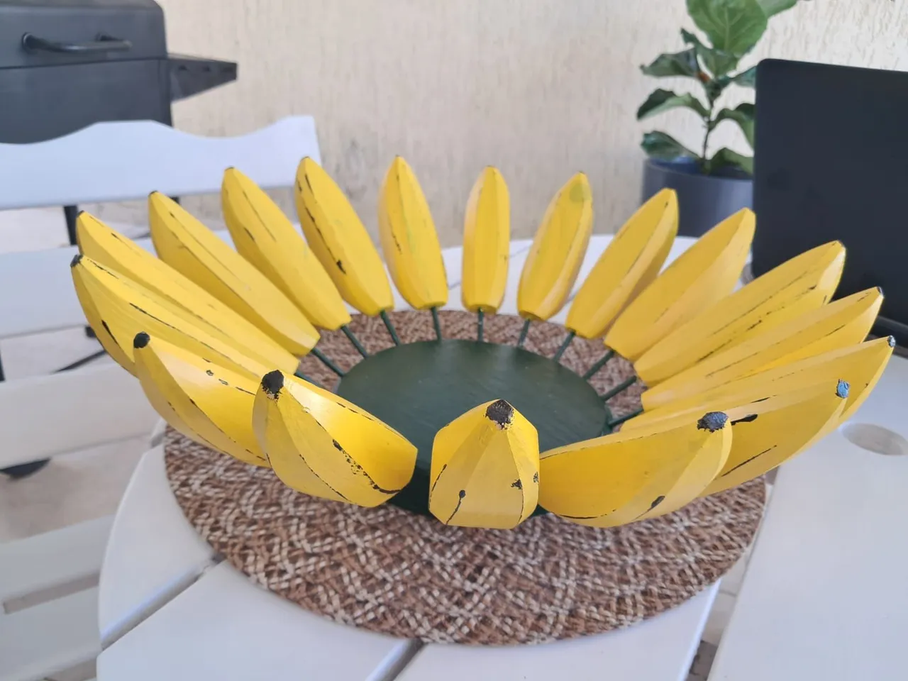Fruteira de madeira