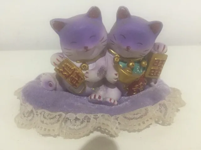 Escultura de 2 gatos da sorte da cultura japonesa !!!
