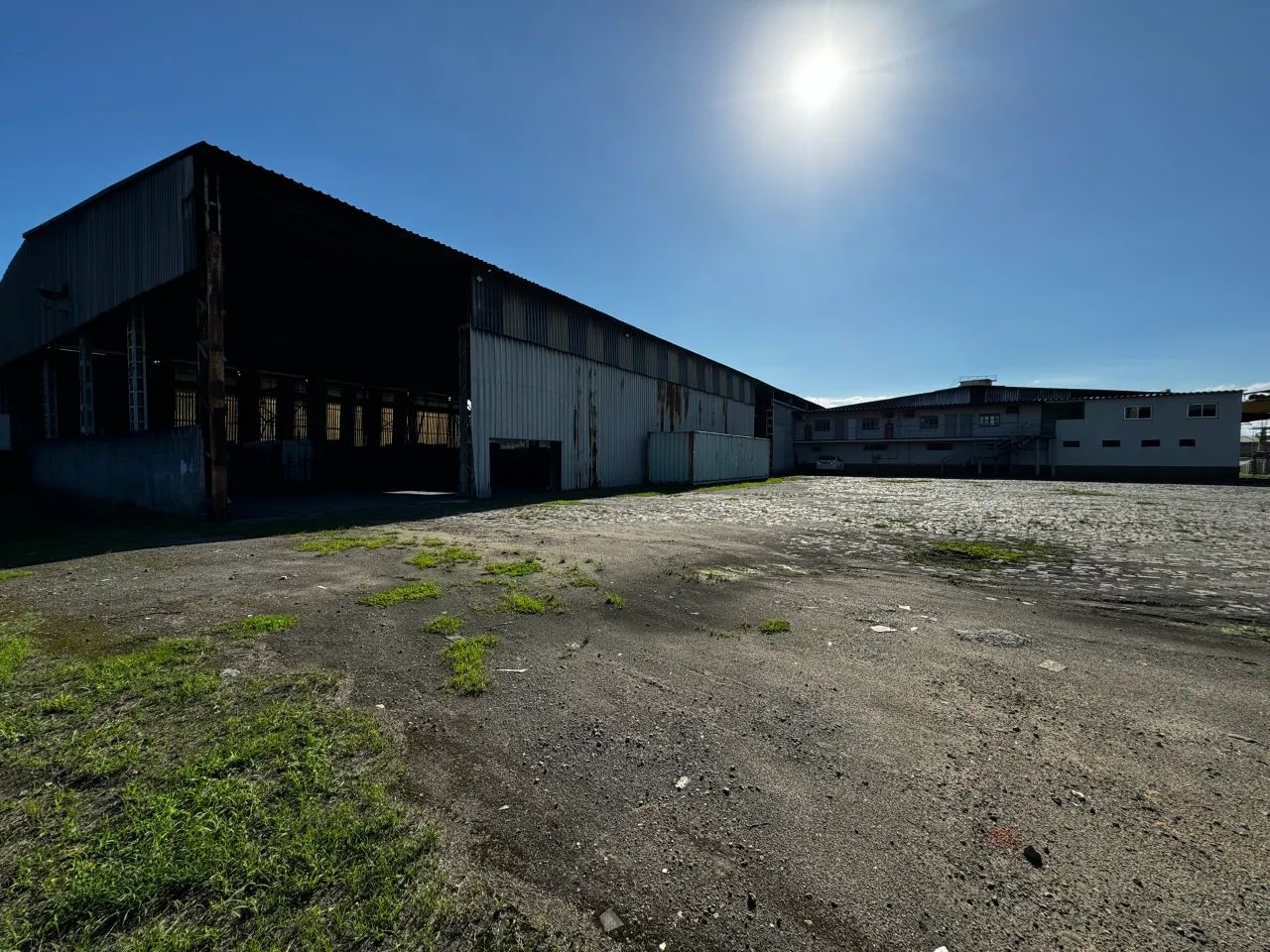 Imóvel para aluguel e venda possui 2.500 metros quadrados em Civit I - Serra - ES - Foto 4