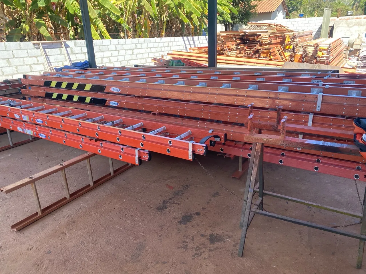 Escadas de fibra