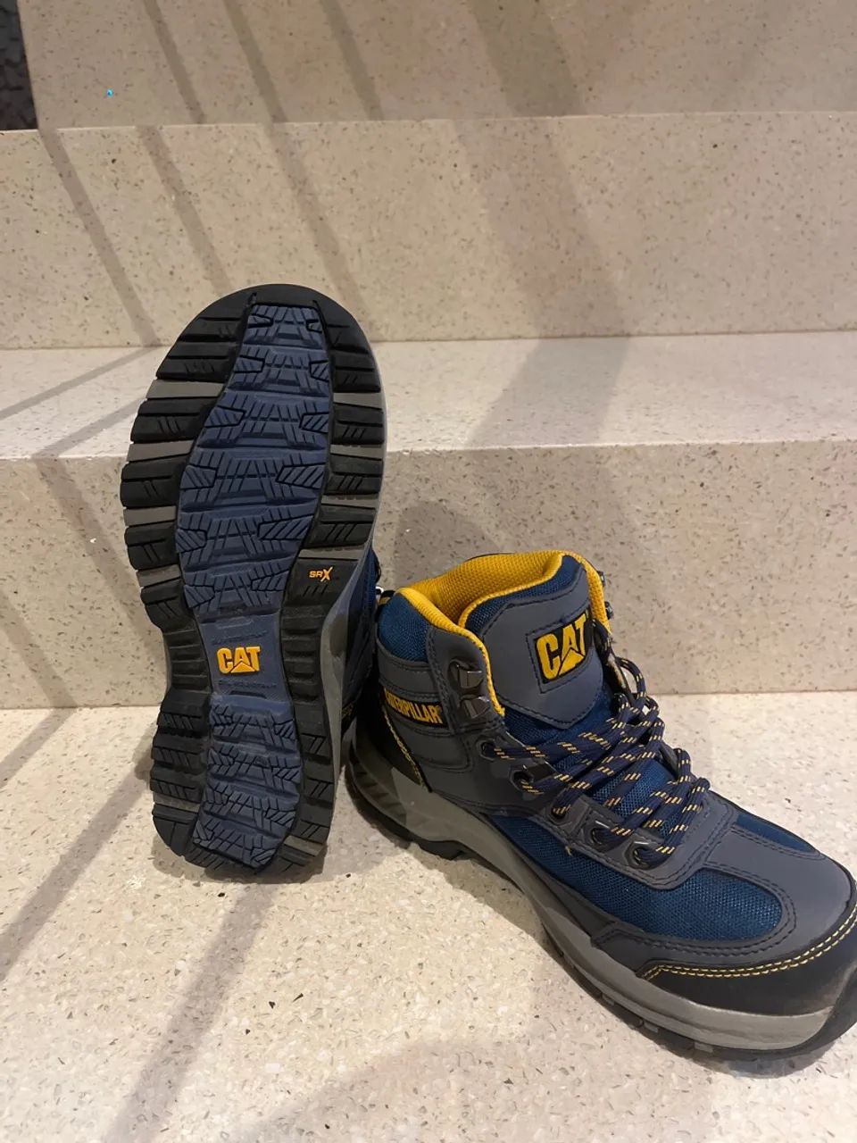 Bota Caterpillar CAT N:36 - Azul e Amarela - Foto 3