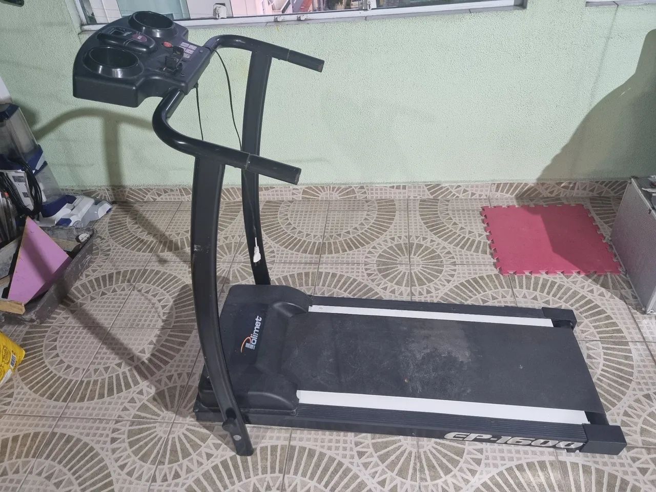 Esteira Ergométrica  -  Usada