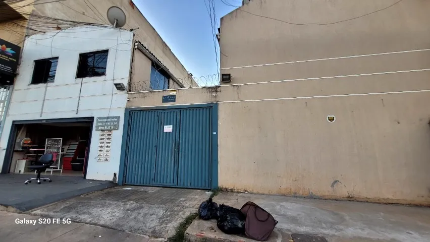 Loft Duplex com 2 quartos, 2 banheiro e garagem para Alugar - Vicente Pires/DF