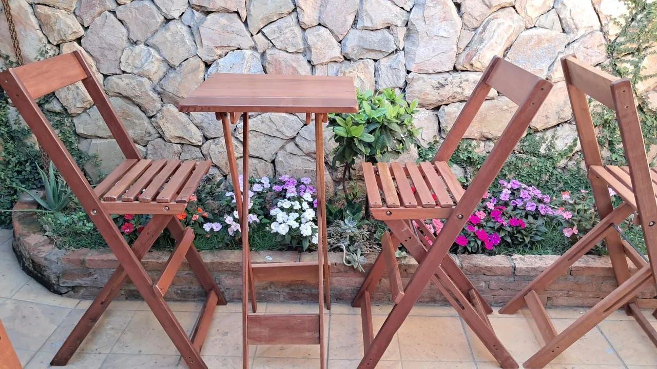 MESAS DOBRAVEIS64296272466306122