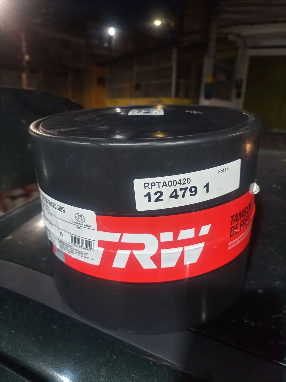 Vendo par de tambor de freio Trw Varga novo.<br>Serve Classic, Corsa, Celta