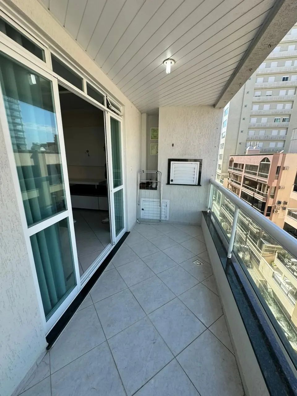 APARTAMENTO COM 3 QUARTOS 50 METROS DO MAR, ÓTIMO PARA LOCAÇÃO DE TEMPORADA!!! - Foto 3