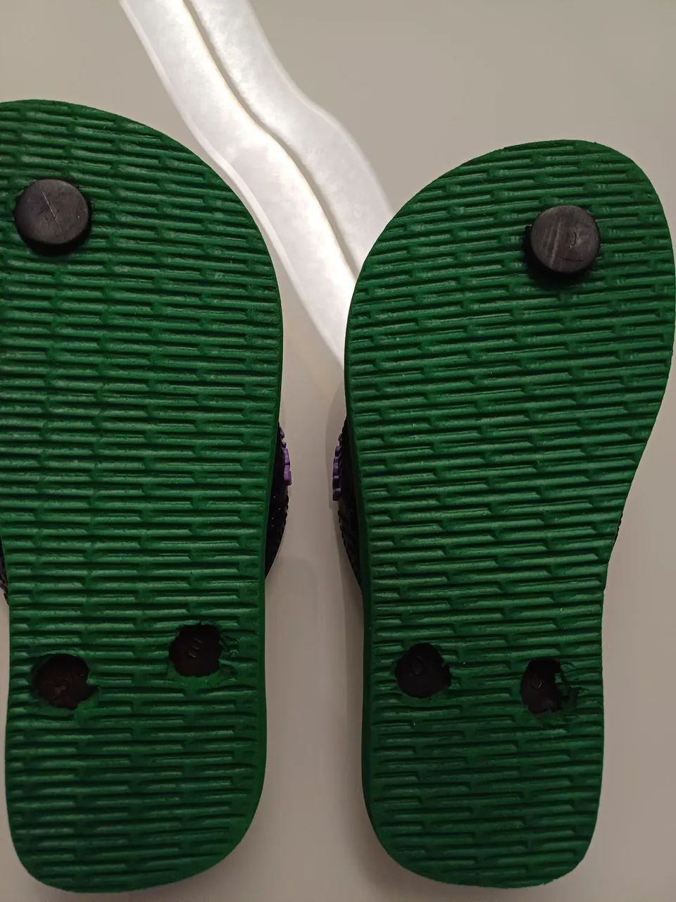 Havaianas Hulk - Tamanho 25/26 - Foto 2