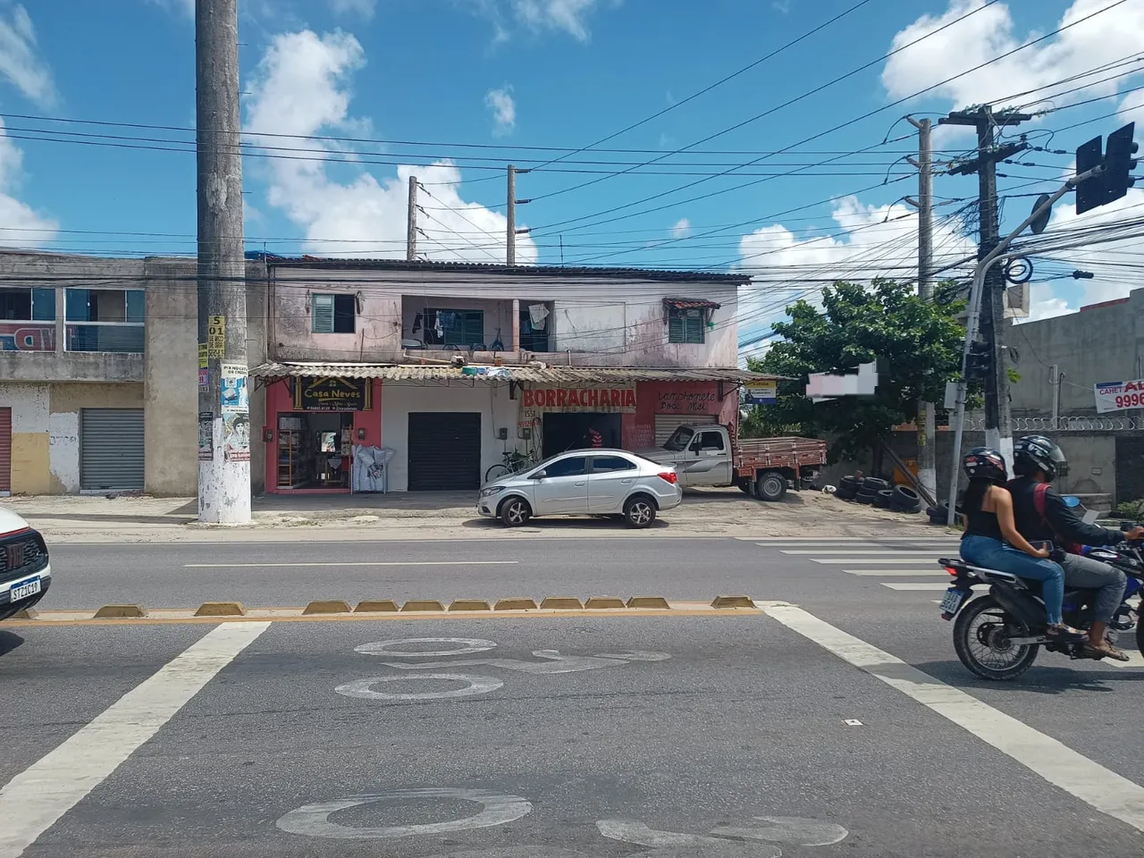 Prédio comercial à venda na Avenida Menino Marcelo com 14x14 de área. OPORTUNIDADE!