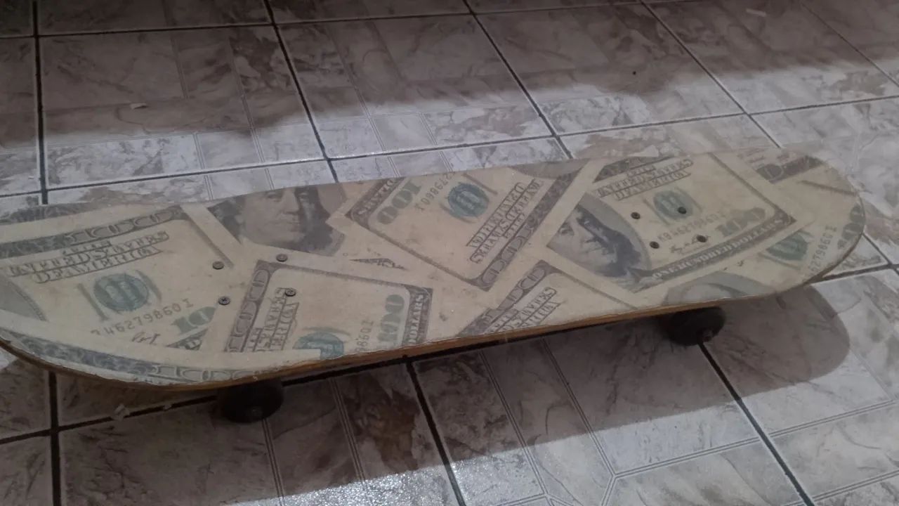 skate do homem aranha 