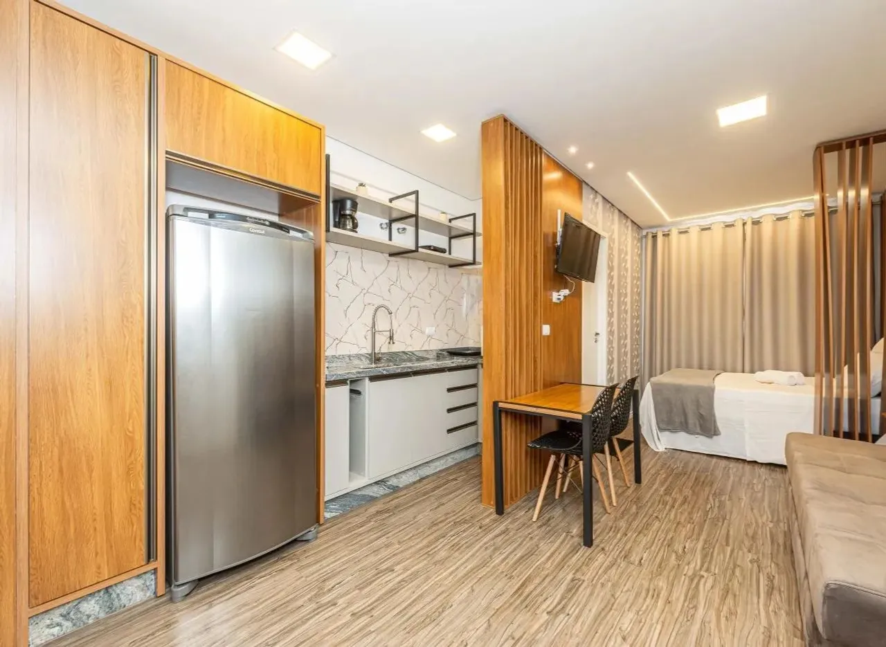 Studio mobiliado a venda 22 m² Centro - Curitiba - PR