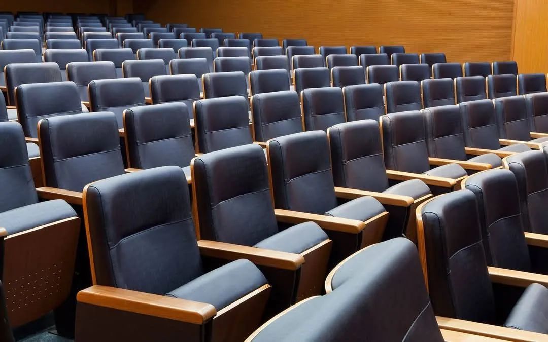 Poltronas auditórios e centro de convenções  - Foto 3