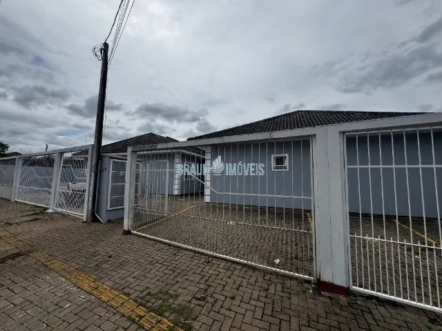 Vendo a chave de Casa em pequeno condomínio no Jardim Do Bosque ,Cachoeirinha Aceito carro