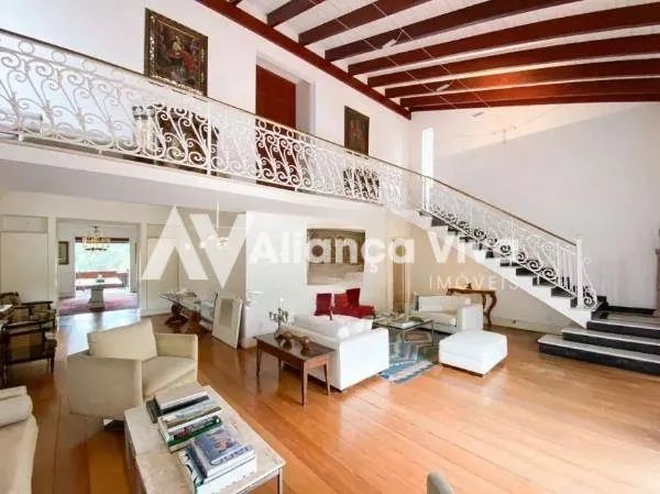 Gávea | Casa 4 quartos, sendo 2 suites