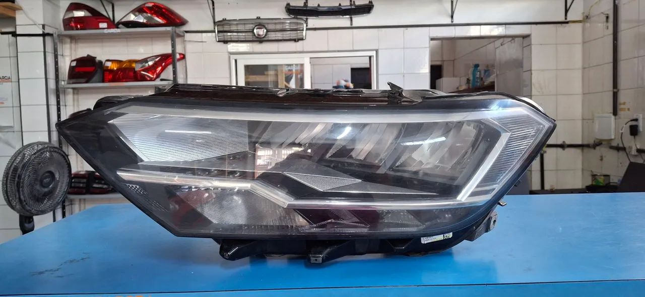 Farol Jetta original 2019/2022 led