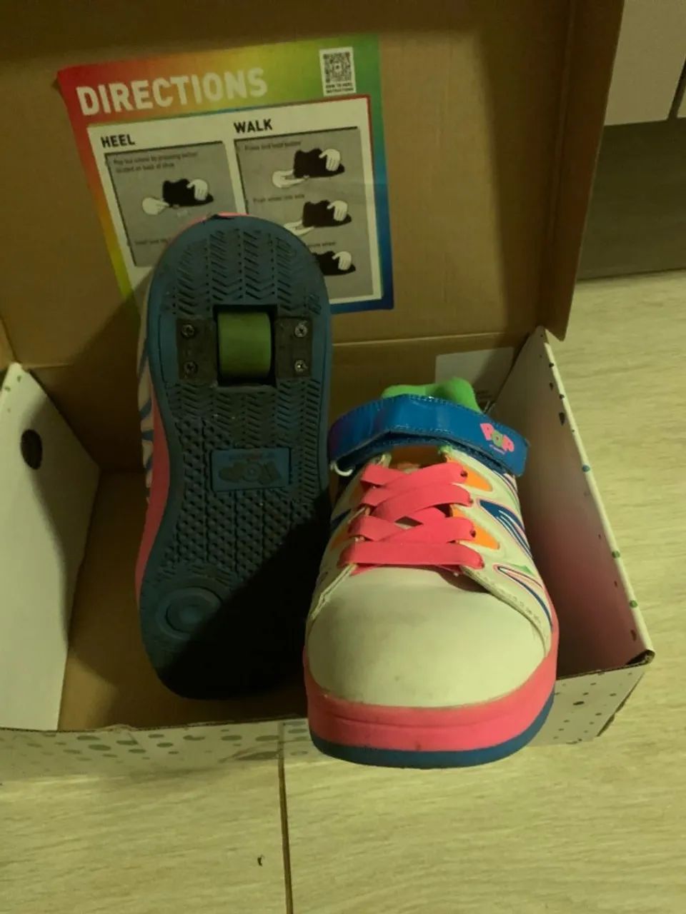 tenis de rodinha retratil numero 36 - Foto 5