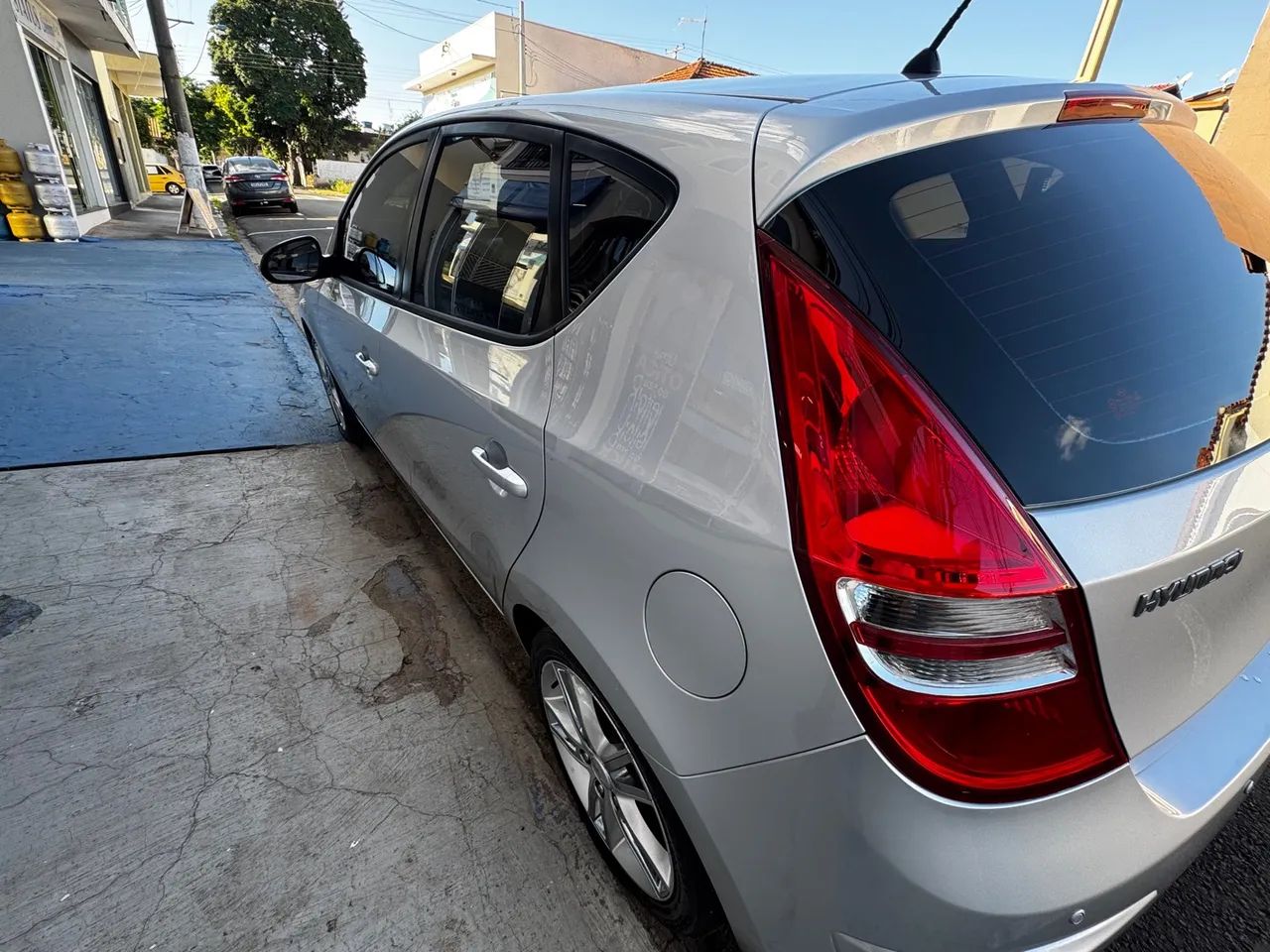Vendo ou troco I30 Topo de Linha por Honda   - Foto 3