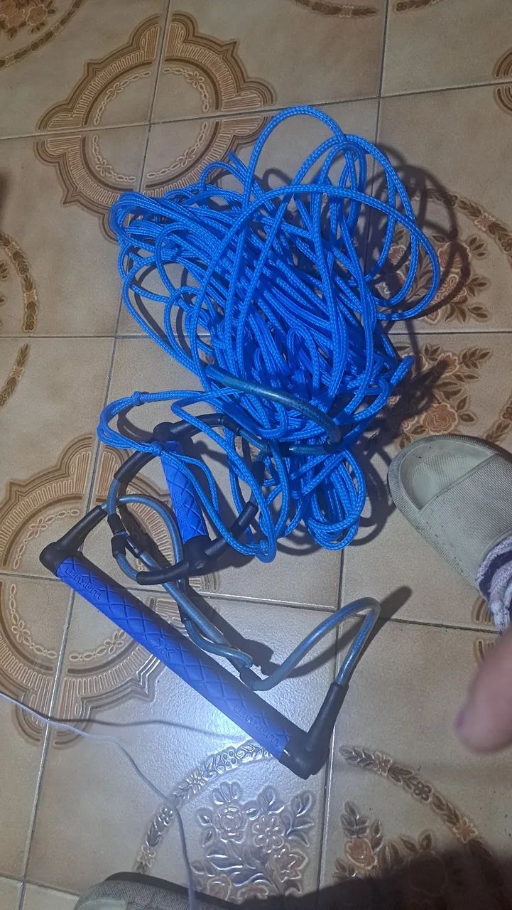 Kit Manete e corda de prancha para esquiar na agua - Foto 2