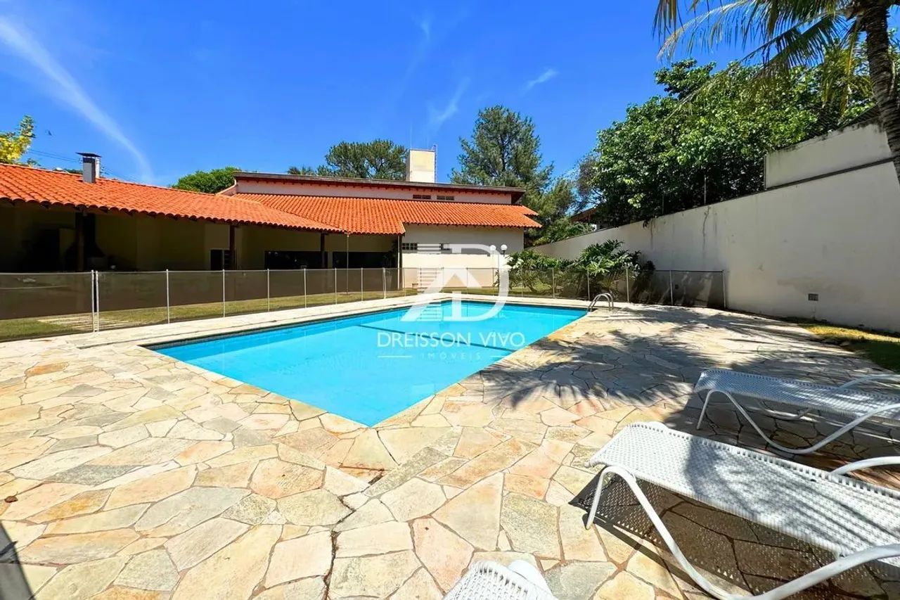 Casa à Venda em Condomínio Bourgainville, São José do Rio Preto - SP