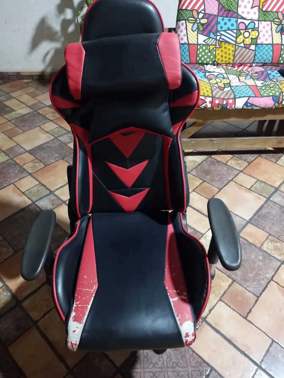 Cadeira Gamer - Preta e Vermelha