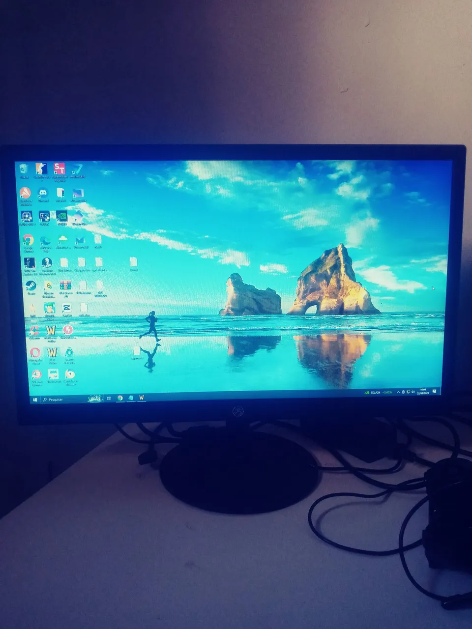 Monitor LCD 21.5 polegadas