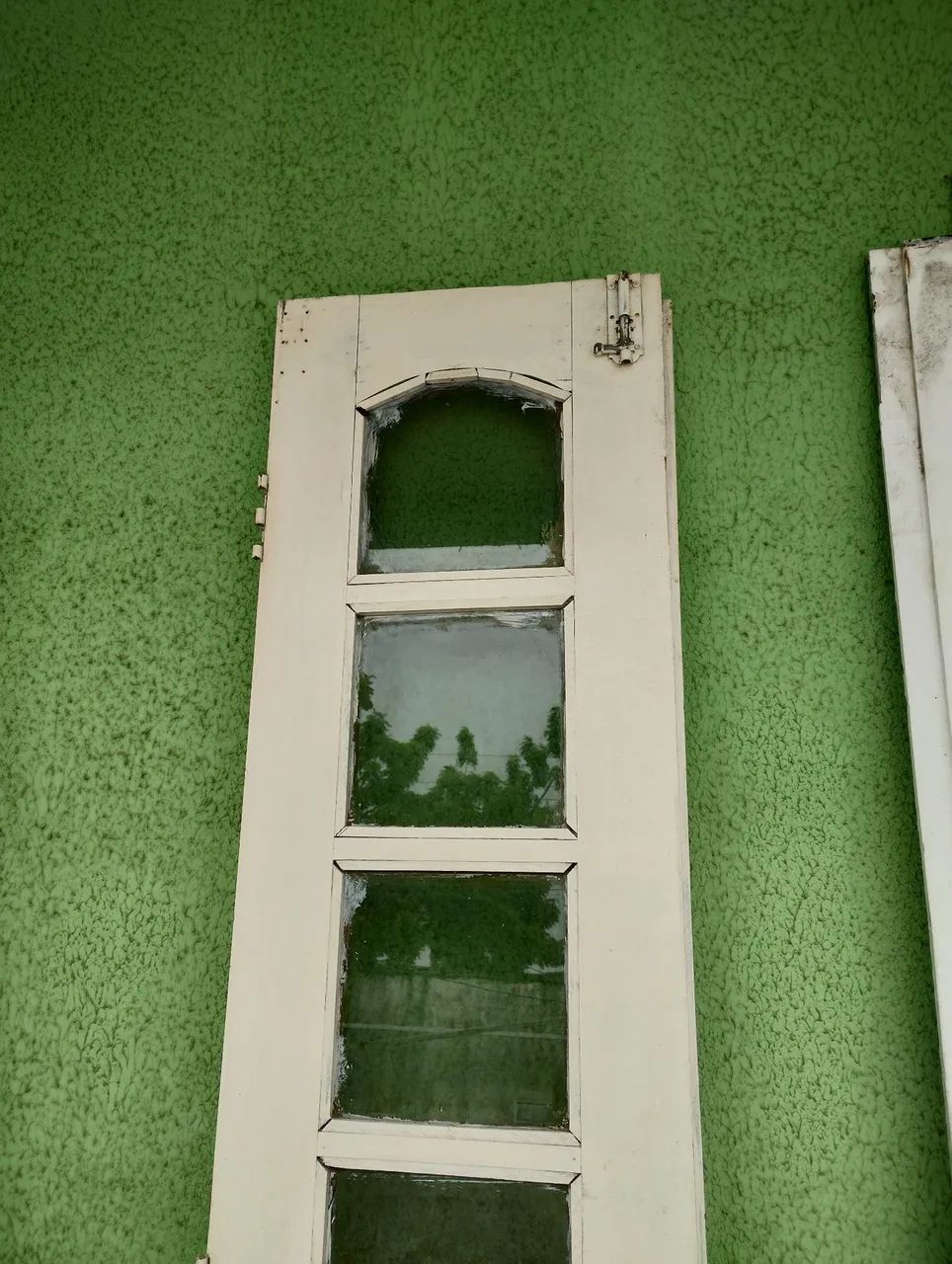 Porta de Madeira com Vidro - Design Clássico