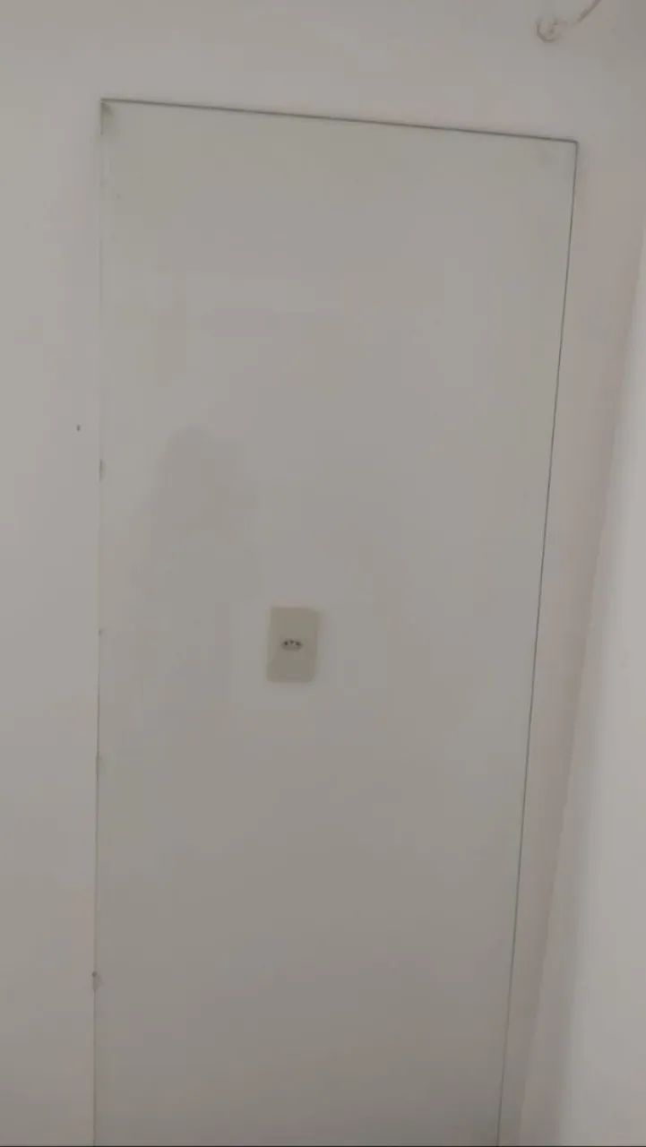 Vendo lindo box para banheiro de uma folha  - Foto 2