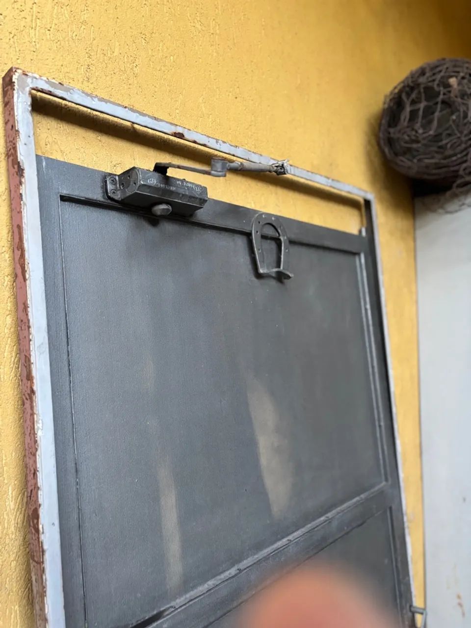 PORTÃO passagem 97 x 200Cm COMPLETA COM MOLDURA FECHADURA E MOLA PRA FECHAR