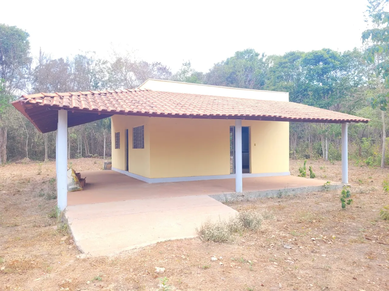 Fazenda/Sítio/Chácara para venda possui 35000 metros quadrados com 2 quartos em Centro - A